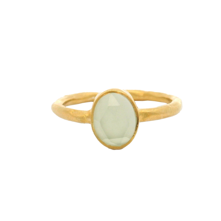 Ring Ina Chalcedon