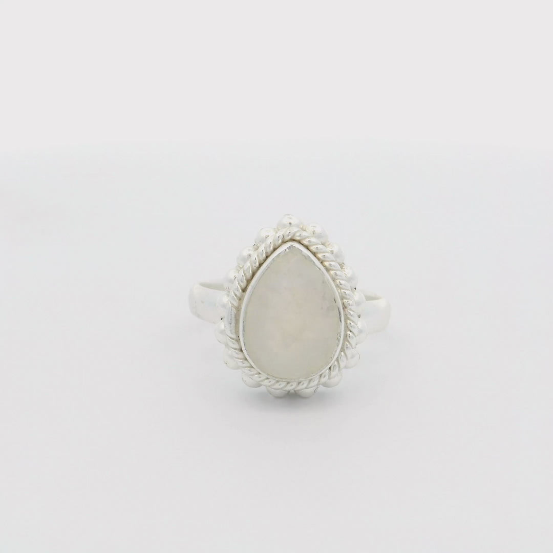 Ring Sophie Mondstein